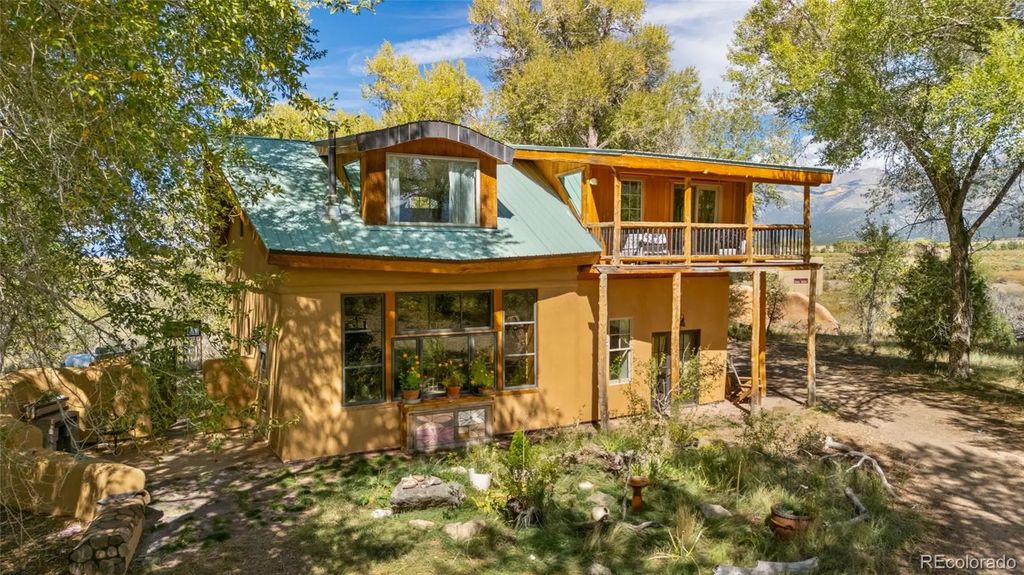 1038 Beaver Trail, Crestone