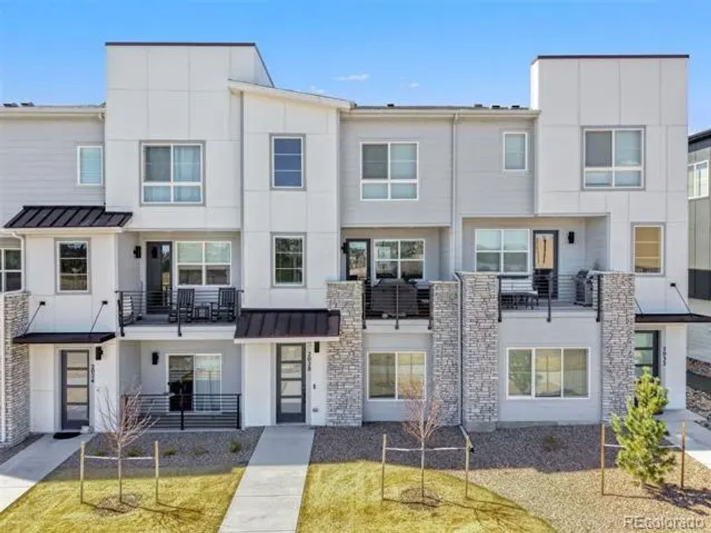 2028 Peridot Loop Heights, Colorado Springs