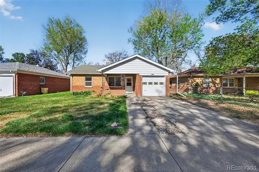 3051 S Downing Street, Englewood