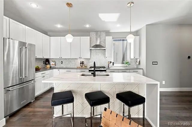 2432 N Washington Street, Denver