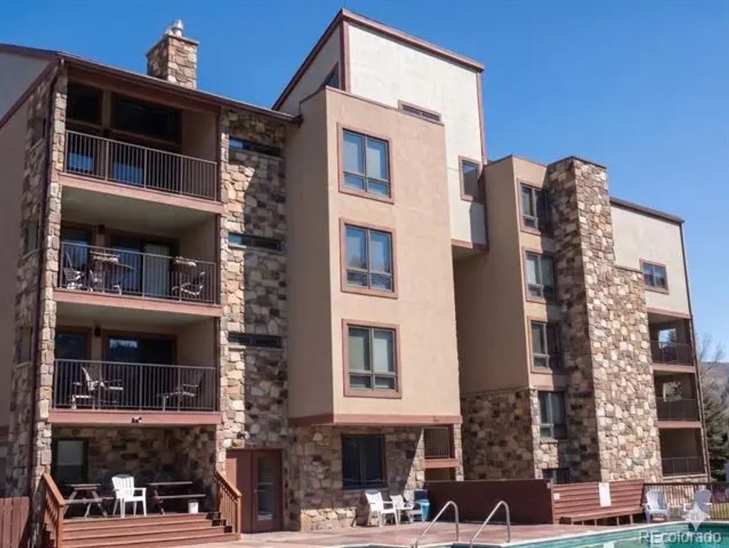 993 Lions Ridge Loop 352, Vail