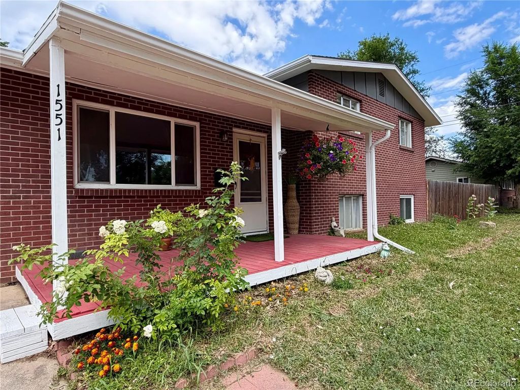 1551 Atwood Street, Longmont