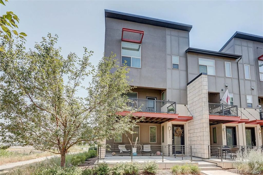 8863 E 55th Avenue, Denver