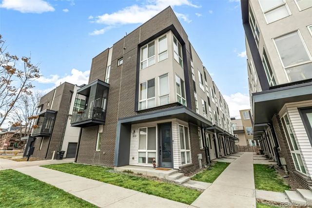 3037 W 19th Avenue, Denver