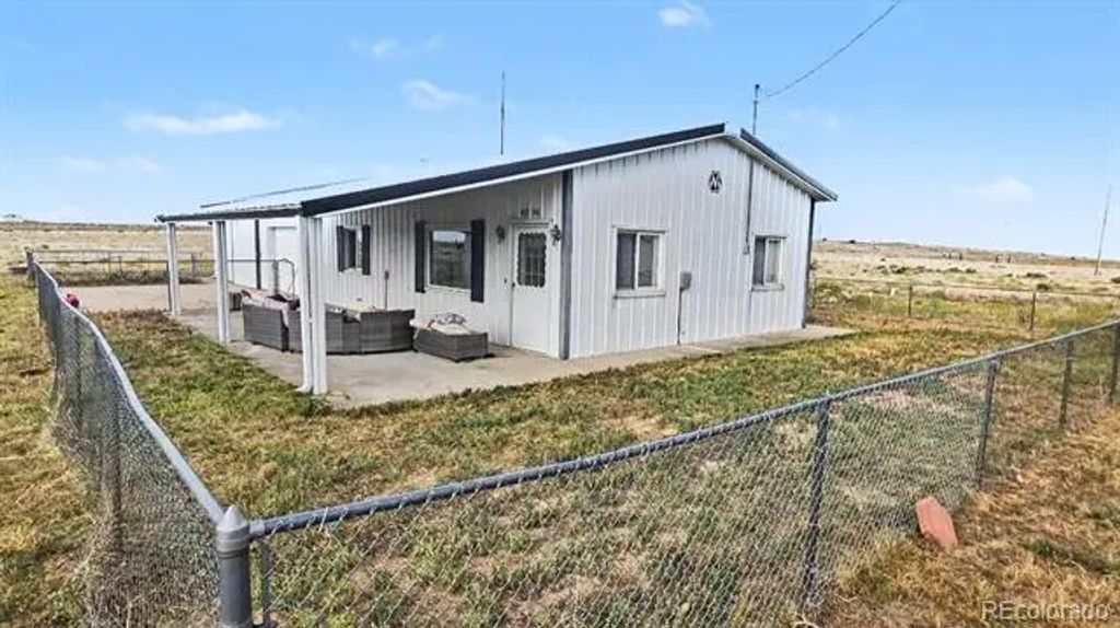 15341 County Road V, Fort Morgan
