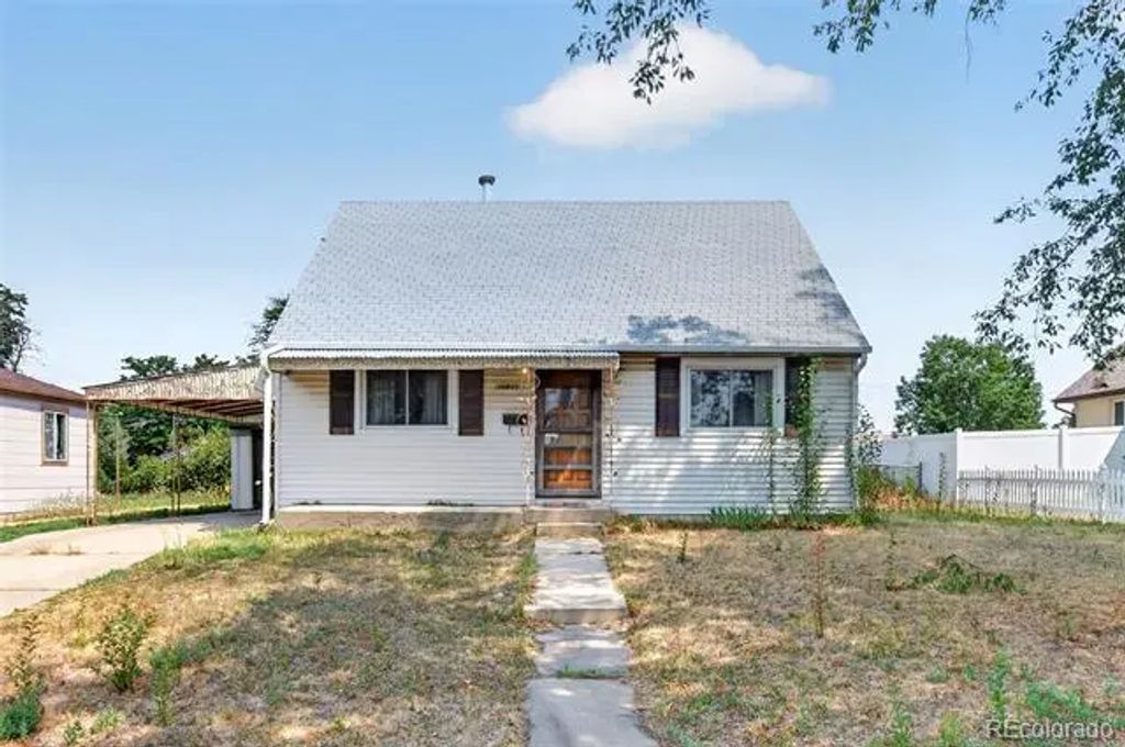 10831 Lowry Place, Aurora