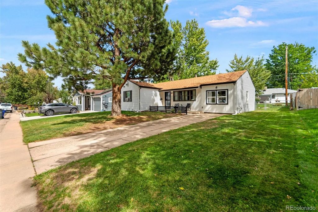 5140 S Pearl Street, Littleton