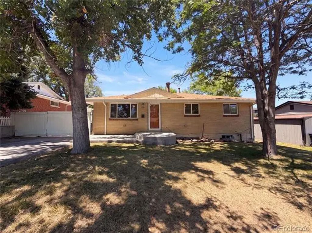5667 Johnson Street, Arvada