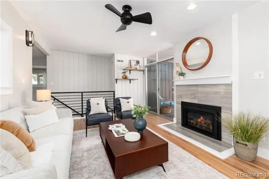 435 S Xanadu Street, Aurora