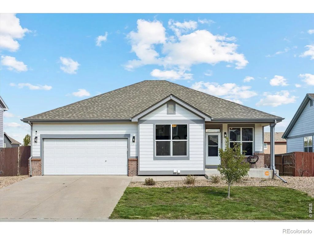 2322 Asoka Street, Strasburg