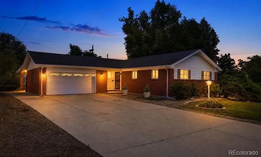 343 Melody Drive, Northglenn