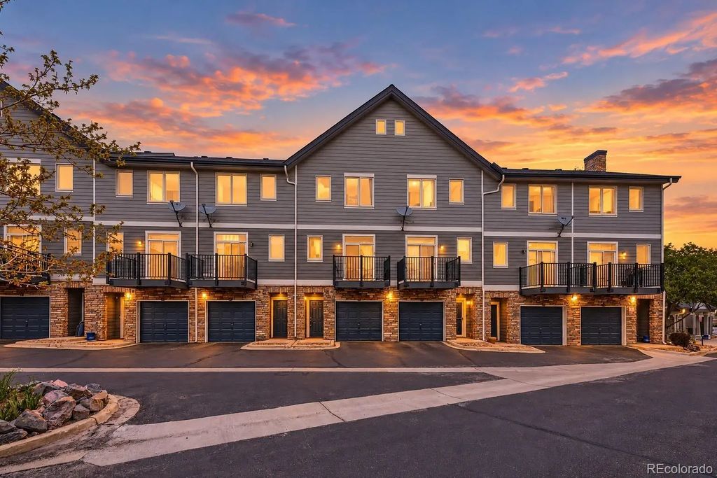 2951 Riverwalk Circle N, Littleton