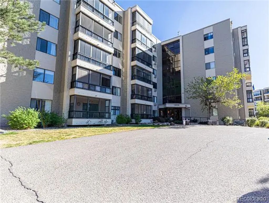 13850 E Marina Drive 206, Aurora