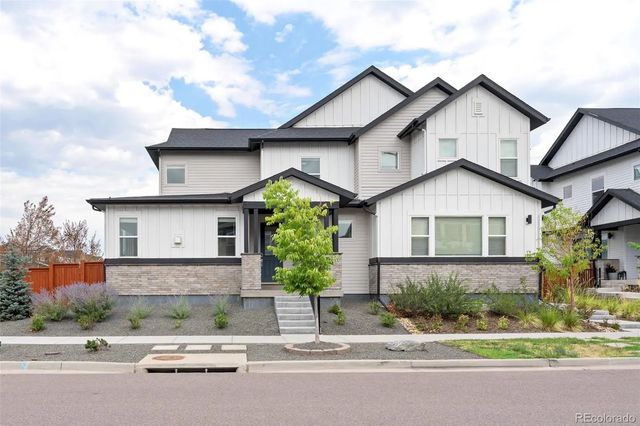9751 E 62nd Drive, Denver
