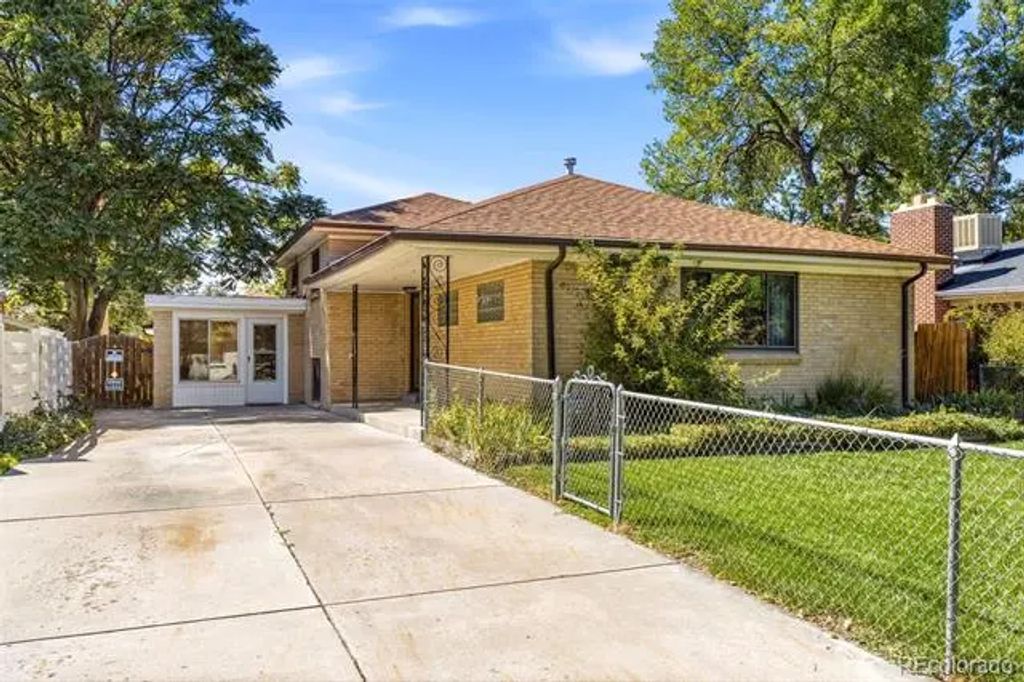 2309 Oakland Street, Aurora