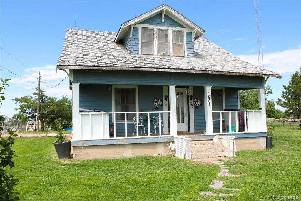 1901 County Road H, Joes