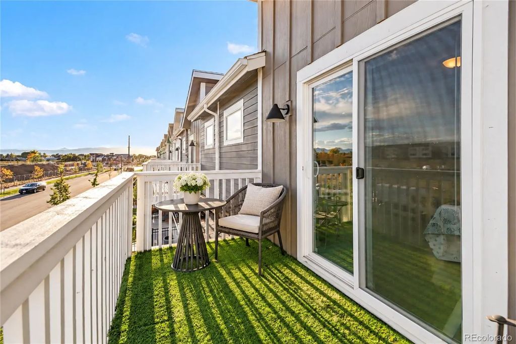 2834 S Flat Circle, Longmont