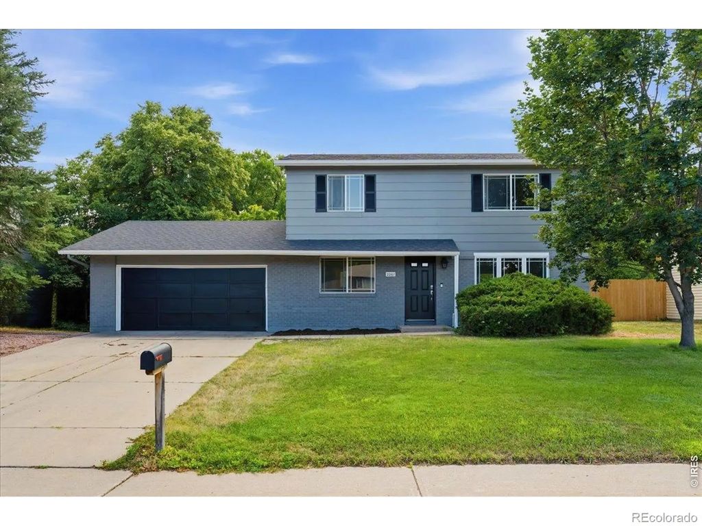 2261 W Stuart Street, Fort Collins