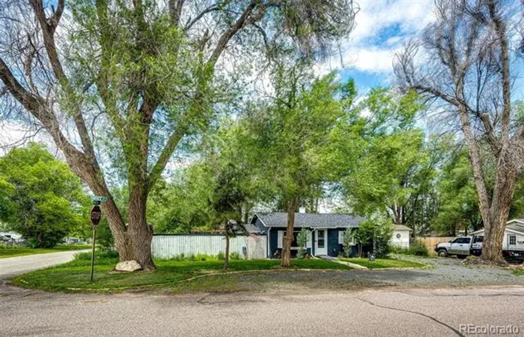 409 Pawnee Street, Kiowa