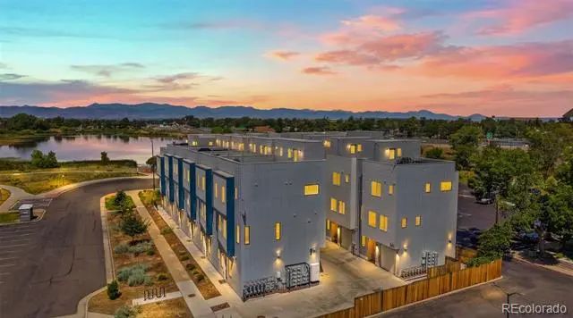 3101 W 47th Avenue 15, Denver