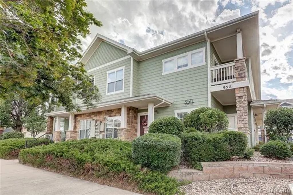 9511 Pearl Circle 101, Parker
