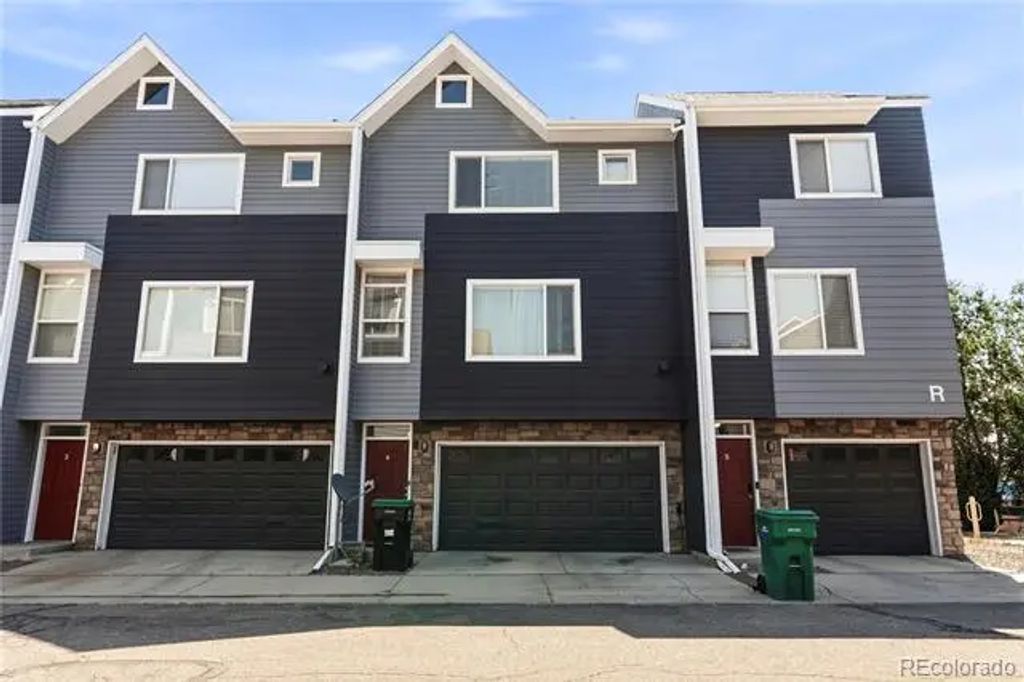 8751 Pearl Street R4, Denver