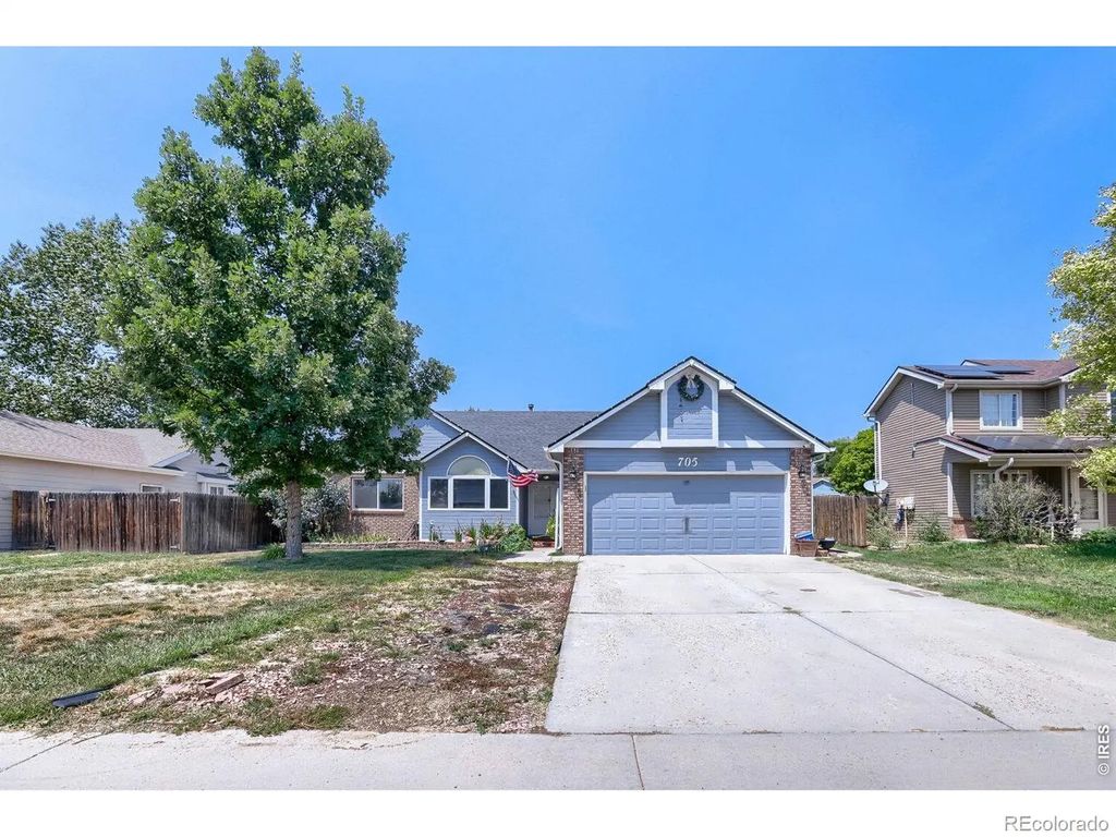 705 Country Acres Drive, Johnstown