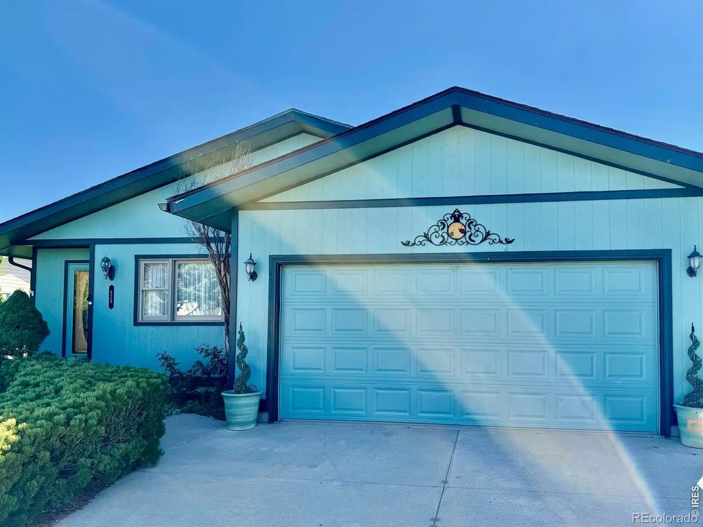 629 Jay Drive, Sterling