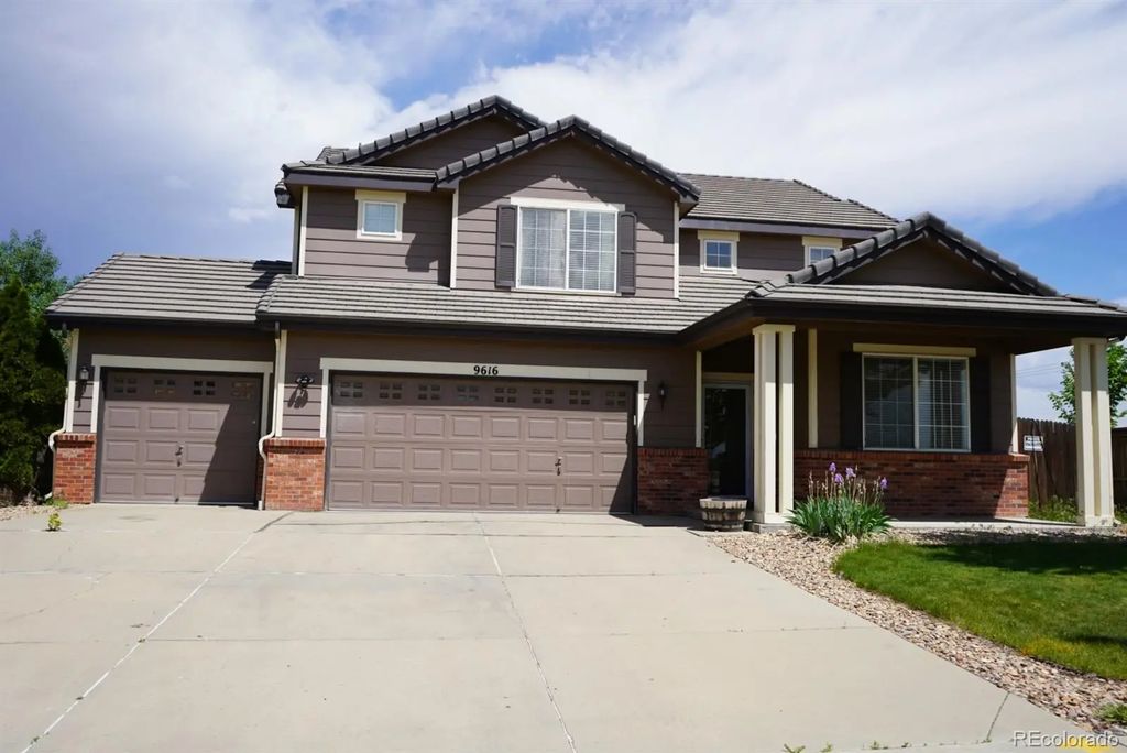 9616 Nucla Street, Commerce City