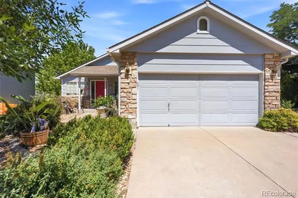 607 Branding Iron Lane, Castle Rock