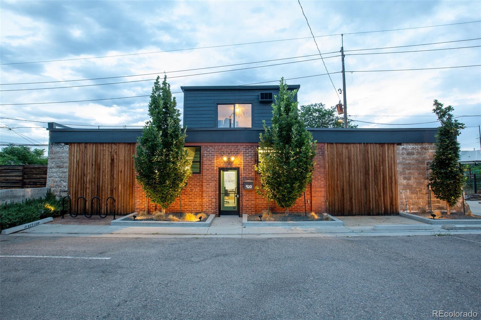 Photo of Listing #2416558