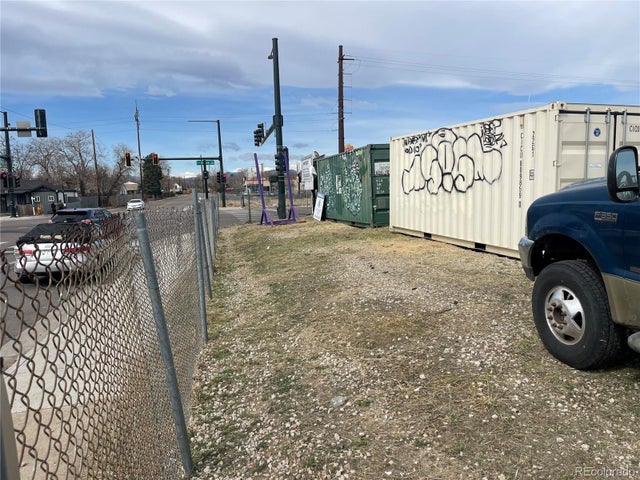 4500 N Steele Street, Denver