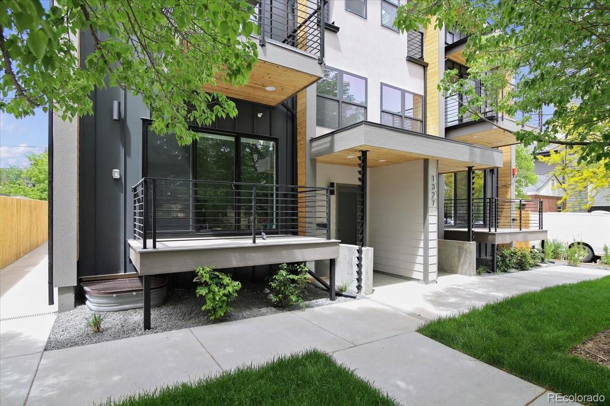 Photo of Listing #4569877