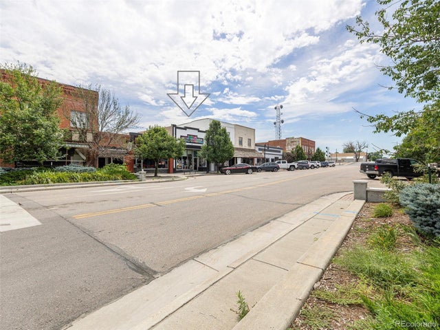 117 Clayton Street, Brush