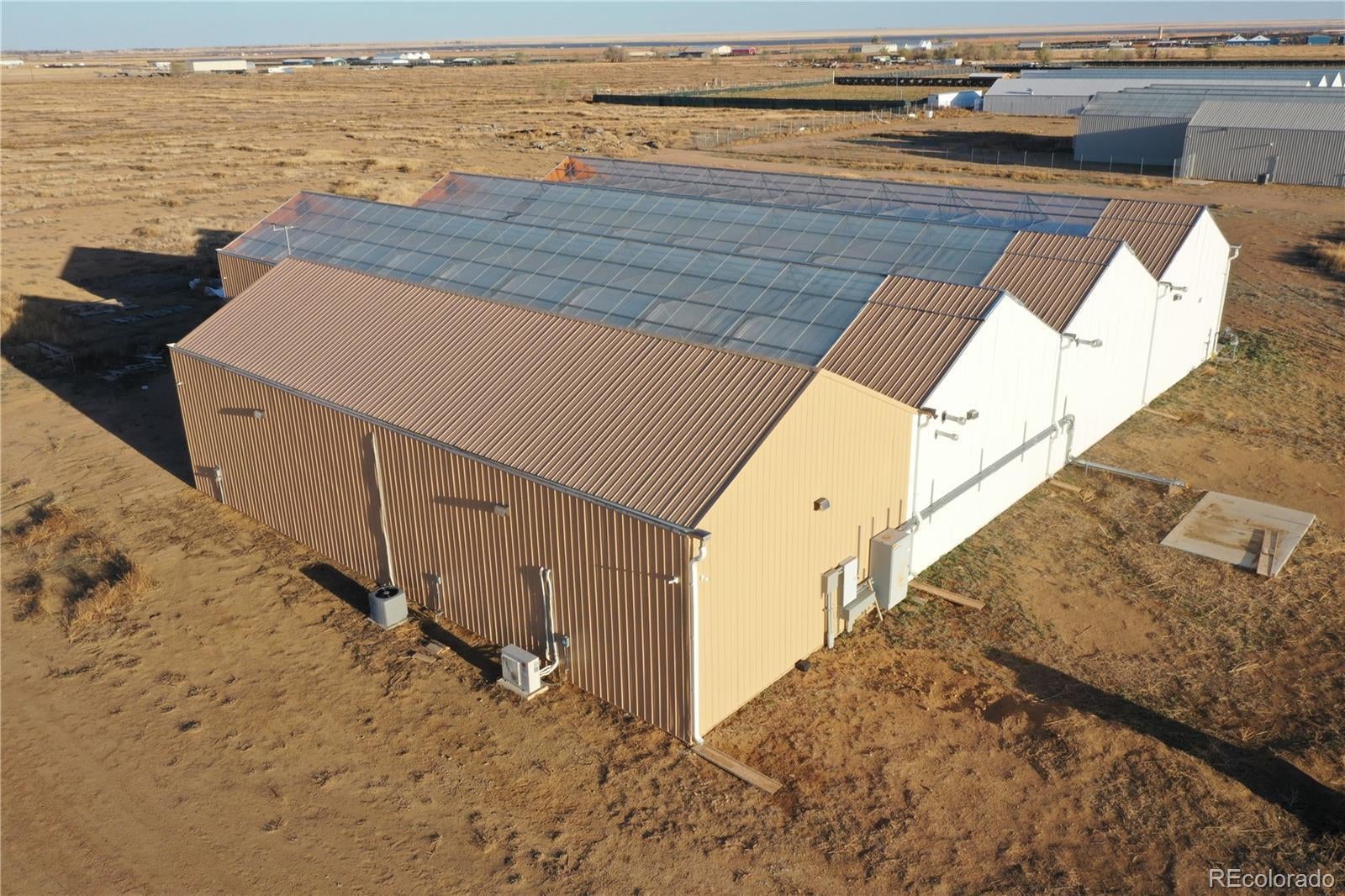 Photo of Listing #9833902