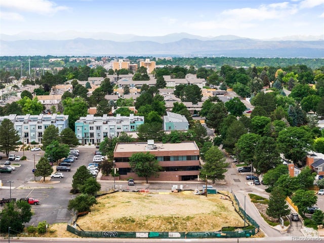 3401 S Yosemite Street, Denver