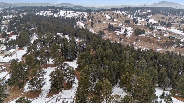 Vista Avenue, Golden