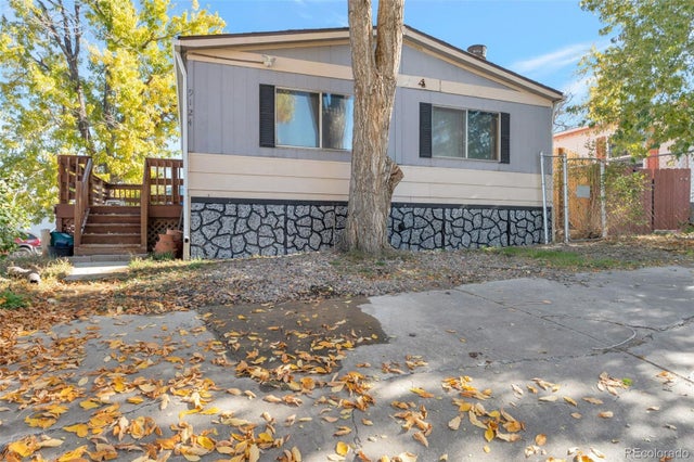 9124 Rampart Street, Denver