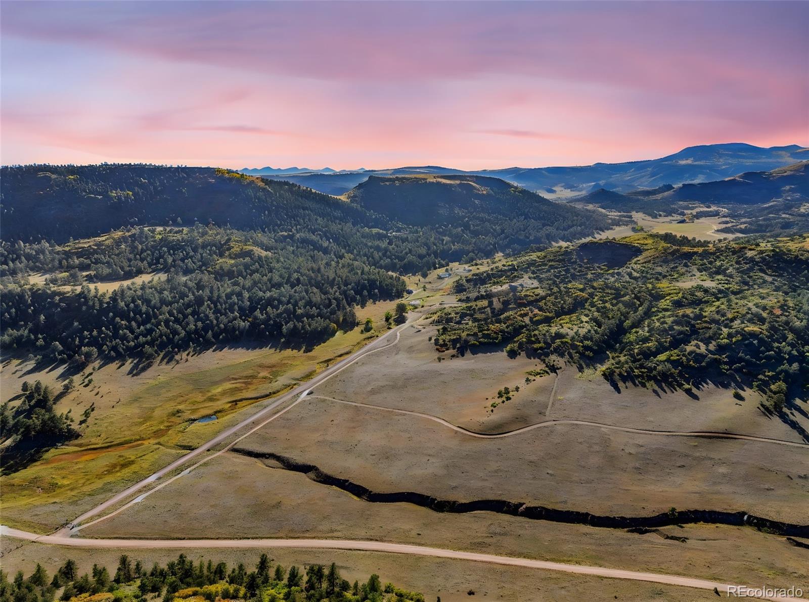 Photo of Listing #8275742