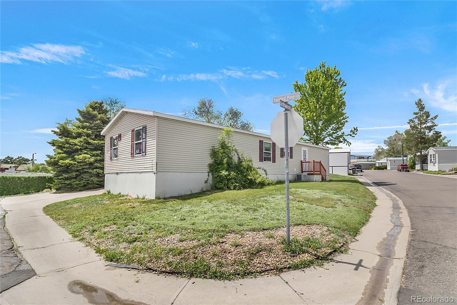 Photo of Listing #1747632