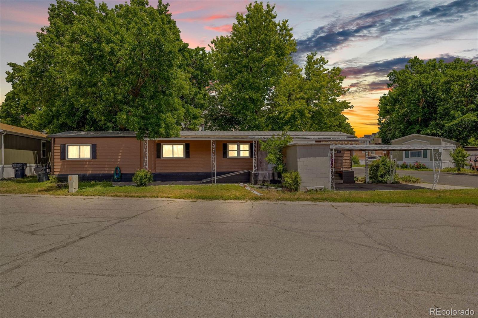 Photo of Listing #1883297