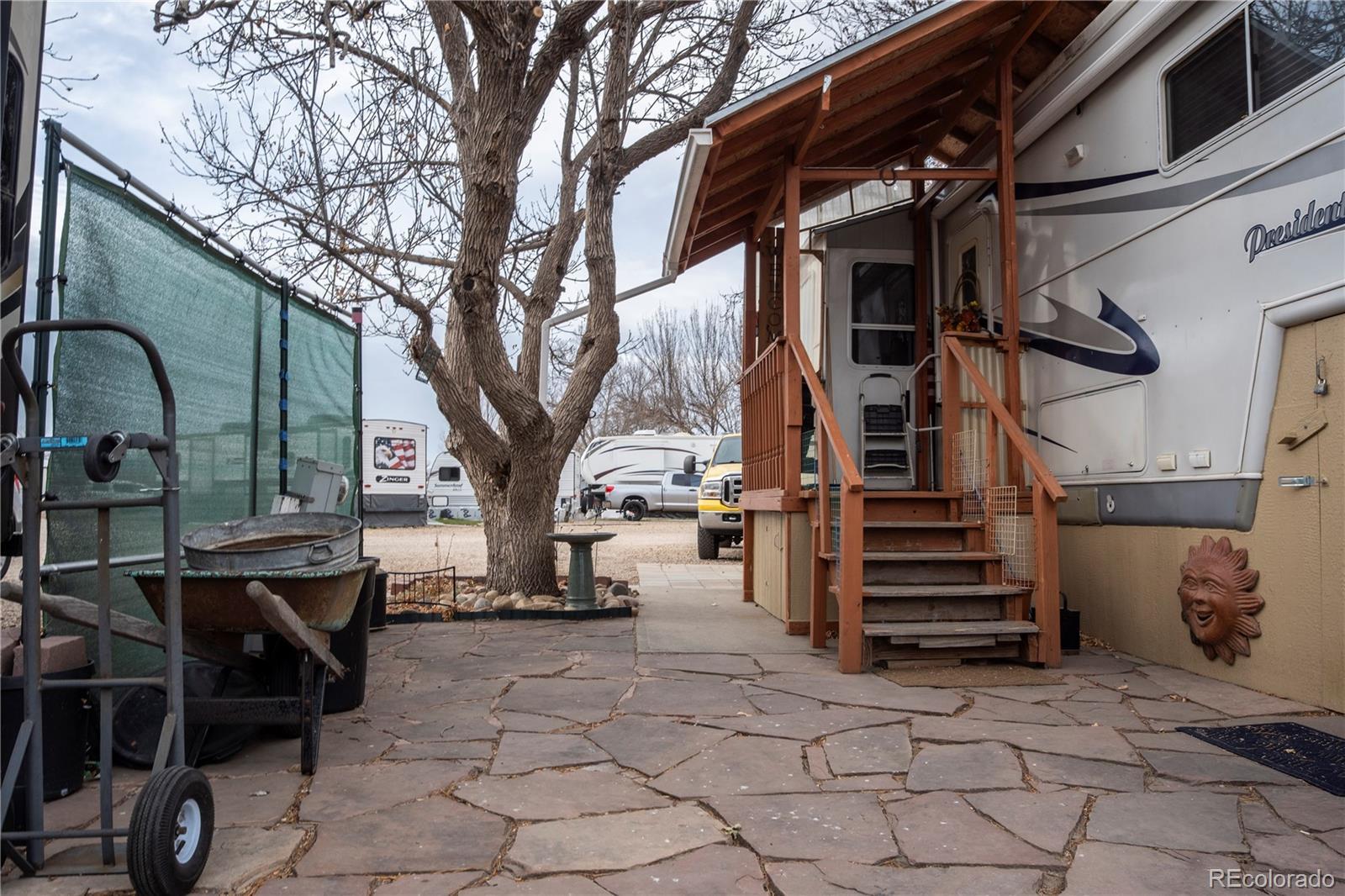 Photo of Listing #2009716