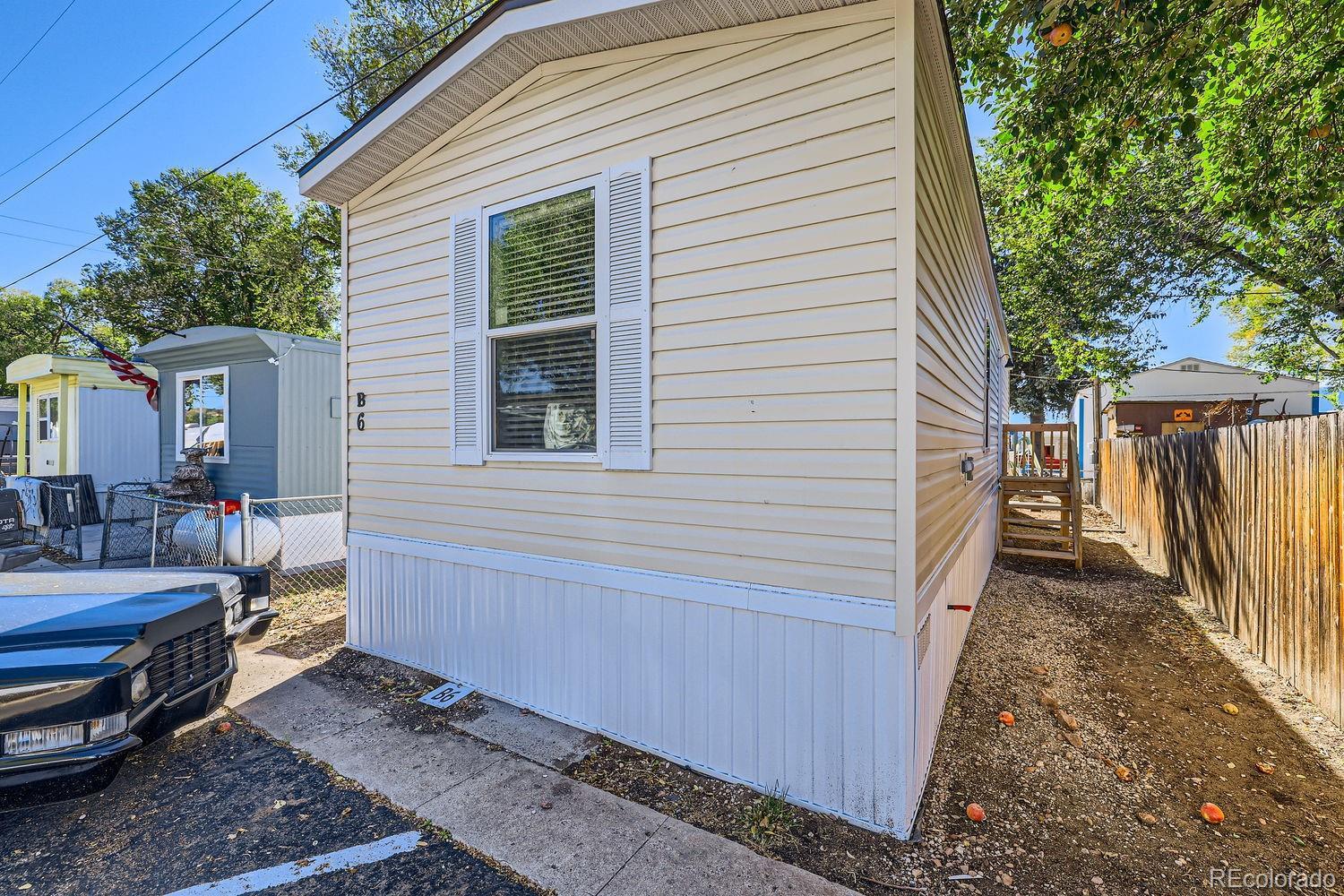 Photo of Listing #3293555