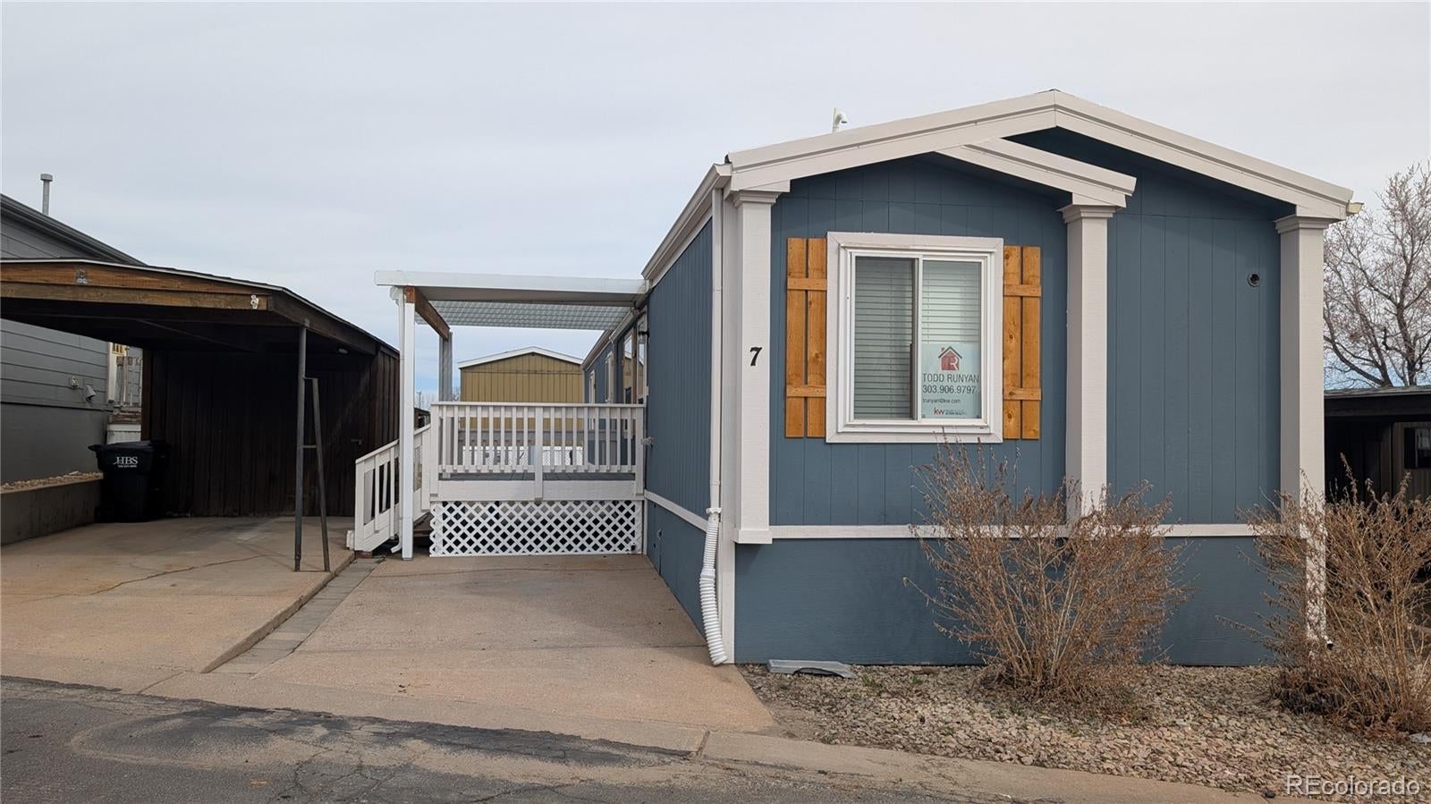 Photo of Listing #3305938