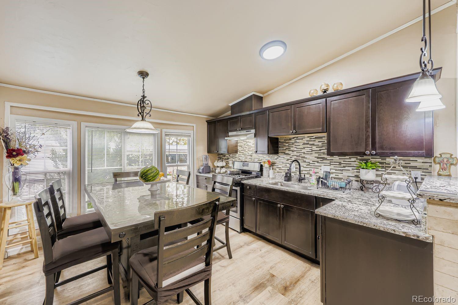 Photo of Listing #5610086