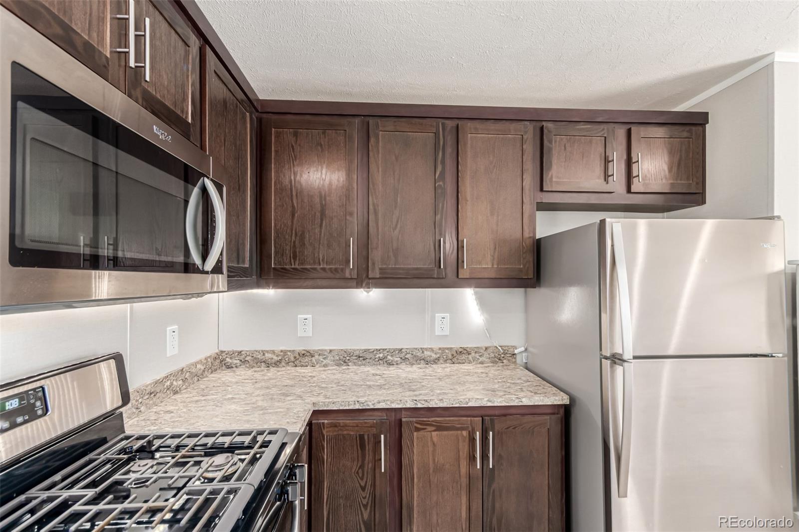 Photo of Listing #7990923