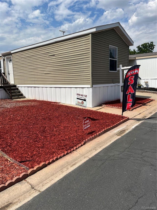 860 W 132nd Avenue, Denver