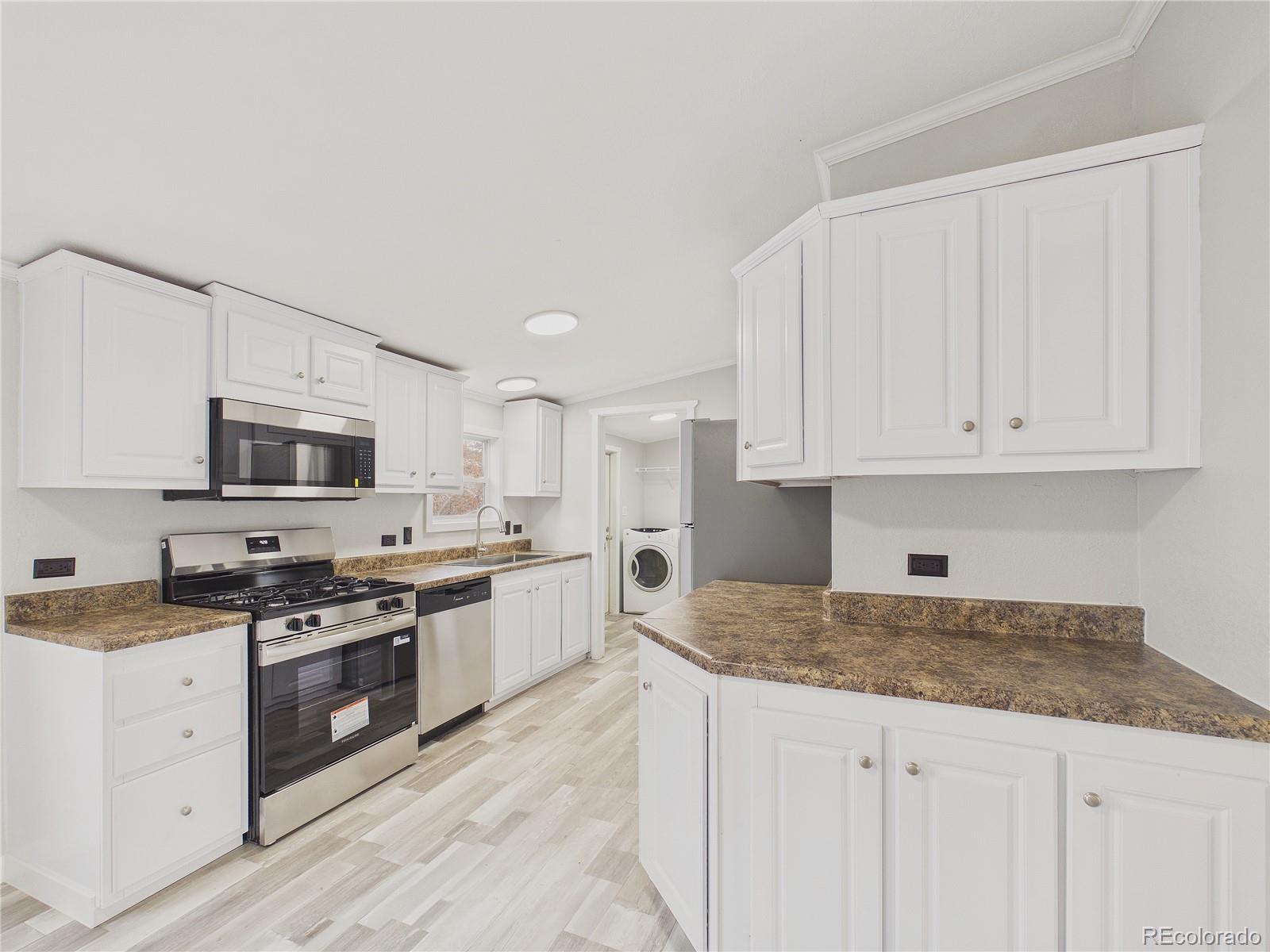 Photo of Listing #9003141