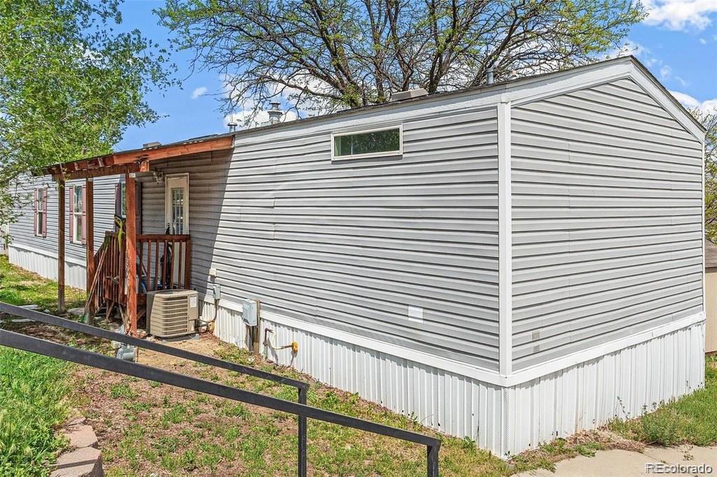 Photo of Listing #9897484