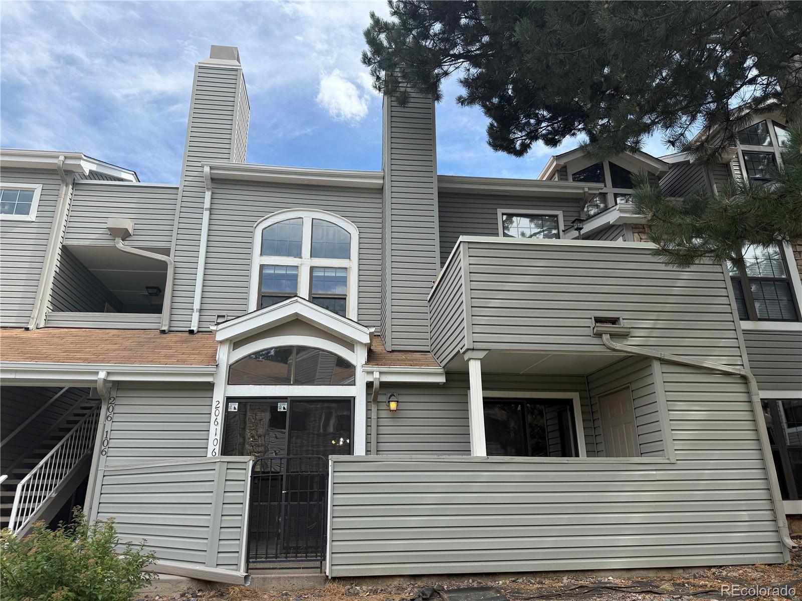 Photo of Listing #1517402